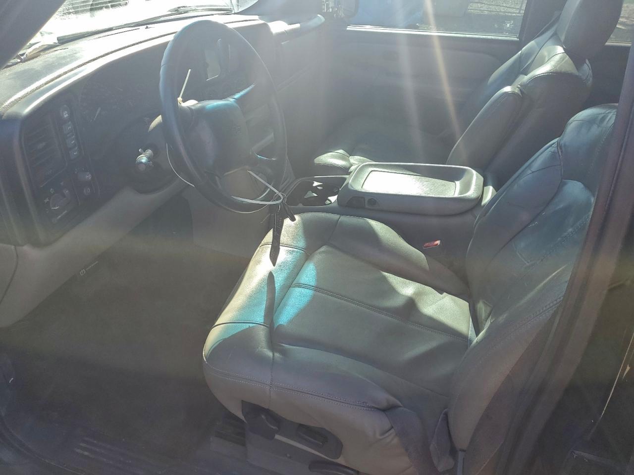 2002 CHEVROLET Tahoe