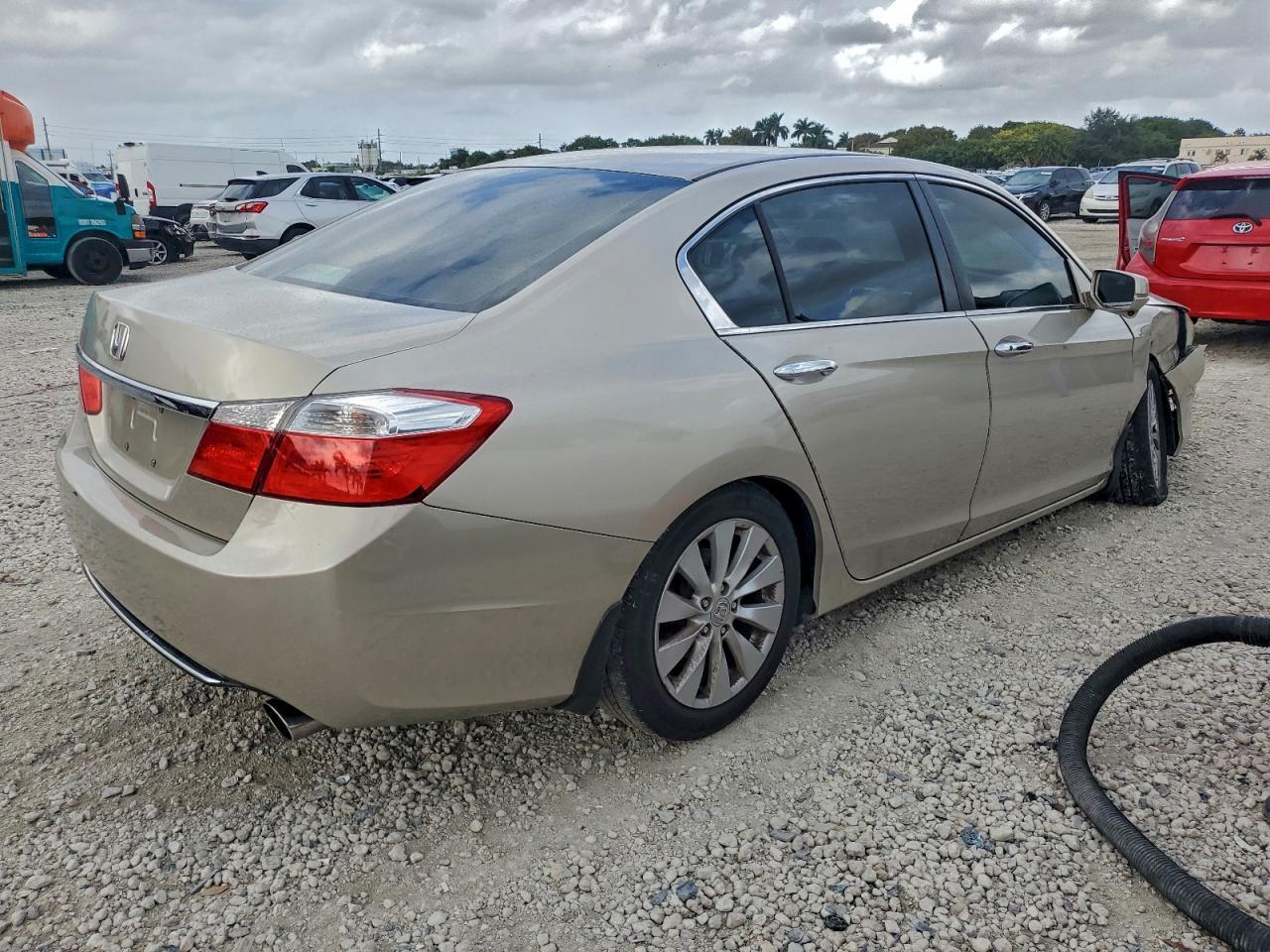 2014 HONDA ACCORD