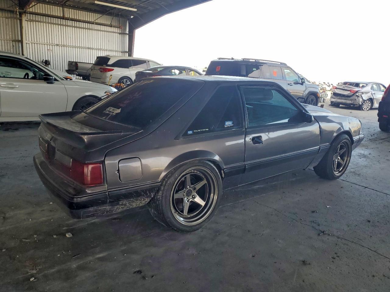 1989 FORD MUSTANG