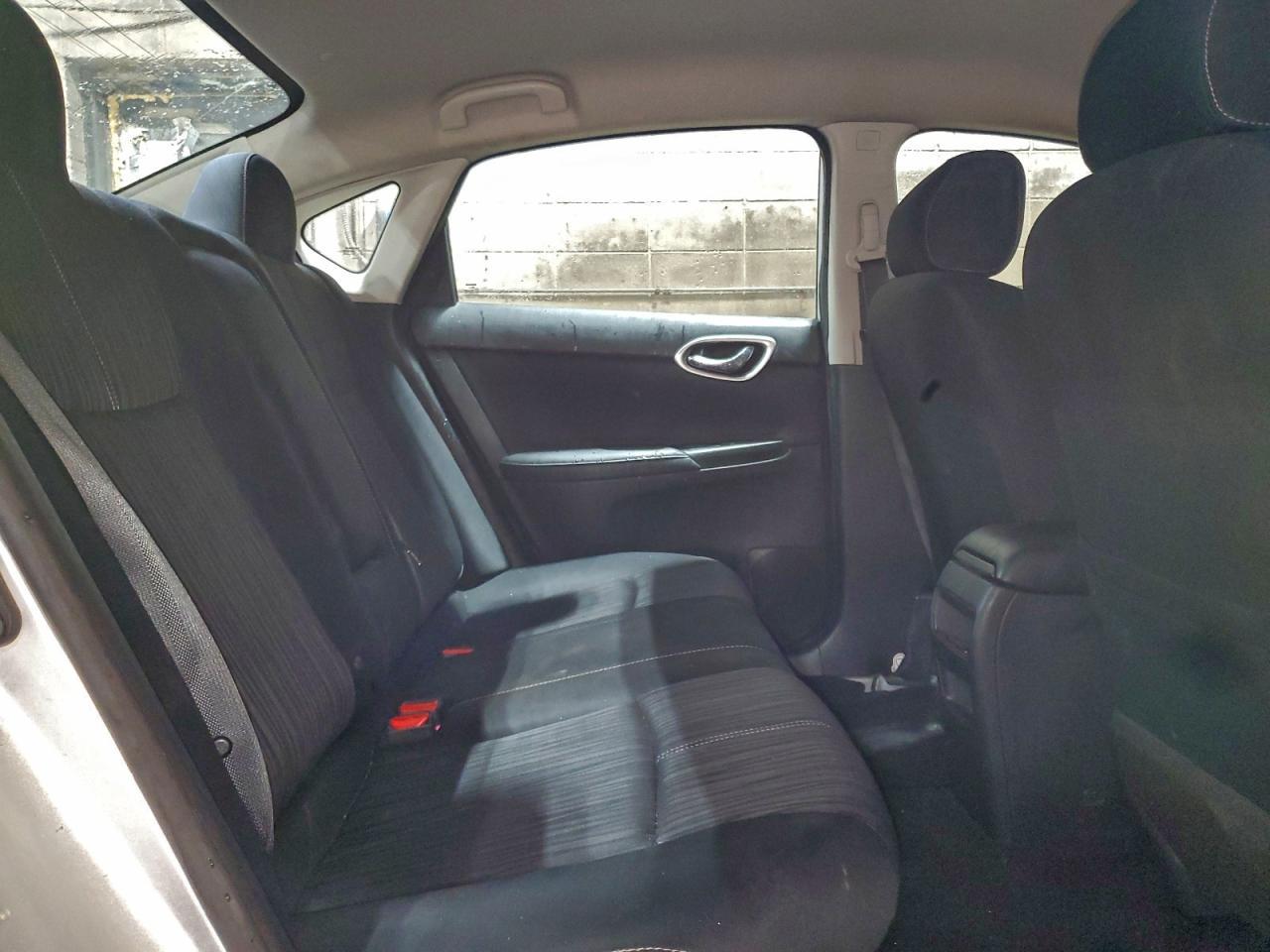 2016 NISSAN SENTRA