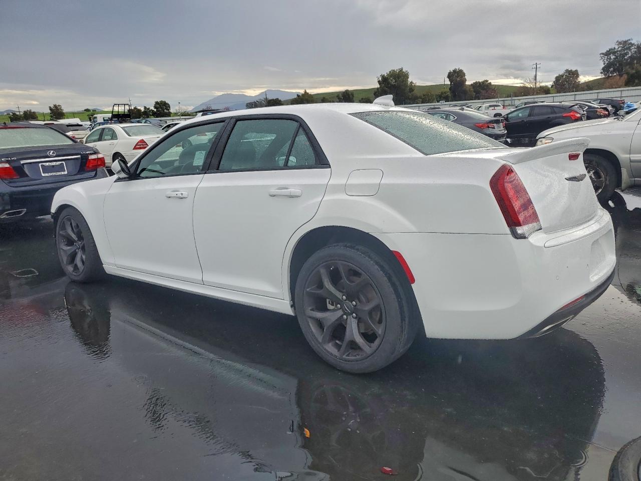 2022 CHRYSLER 300