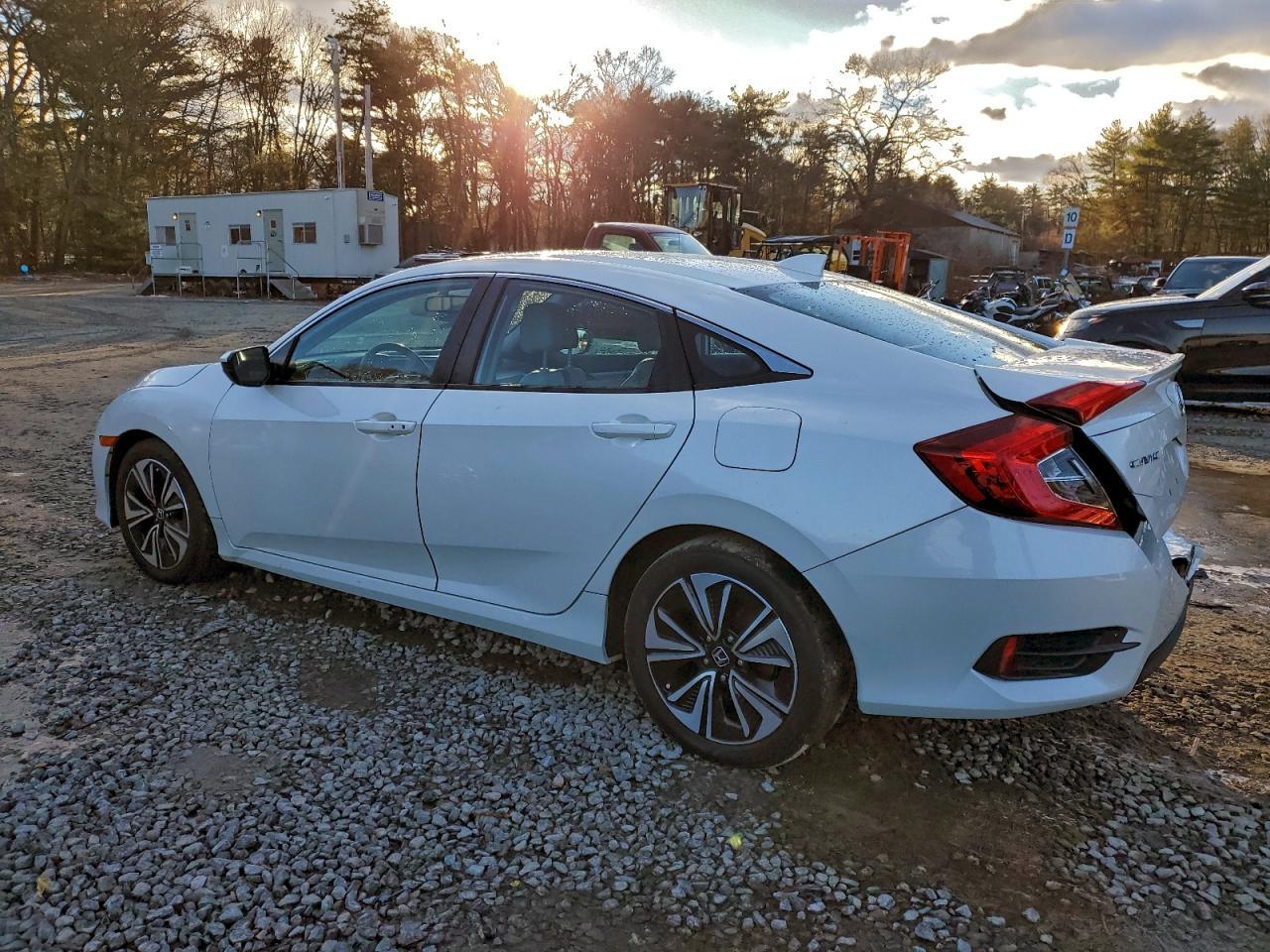 2016 HONDA CIVIC
