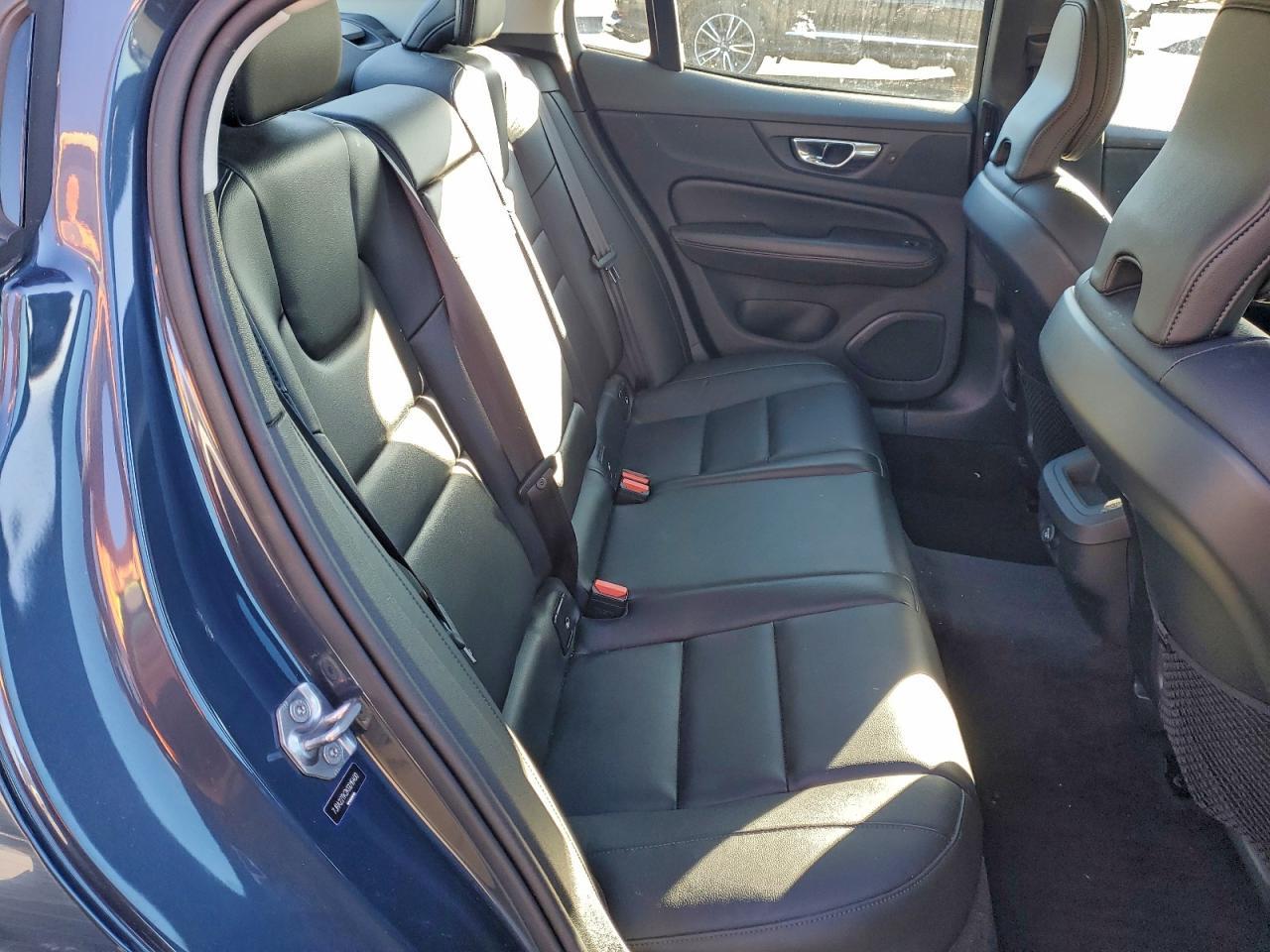 2019 VOLVO S60