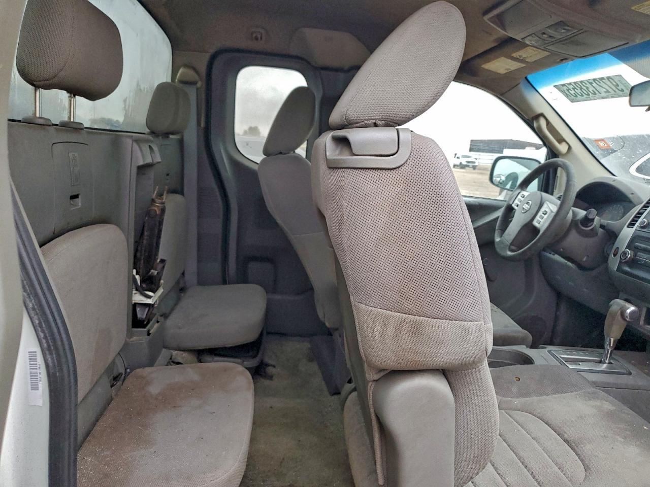 2014 NISSAN Frontier