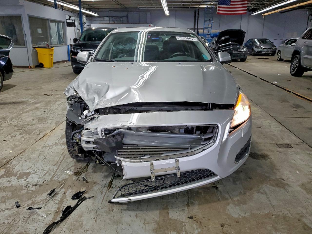 2012 VOLVO S60