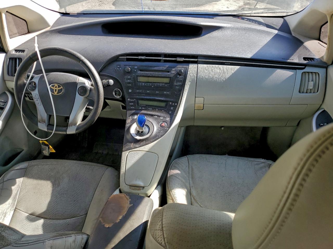 2010 TOYOTA PRIUS