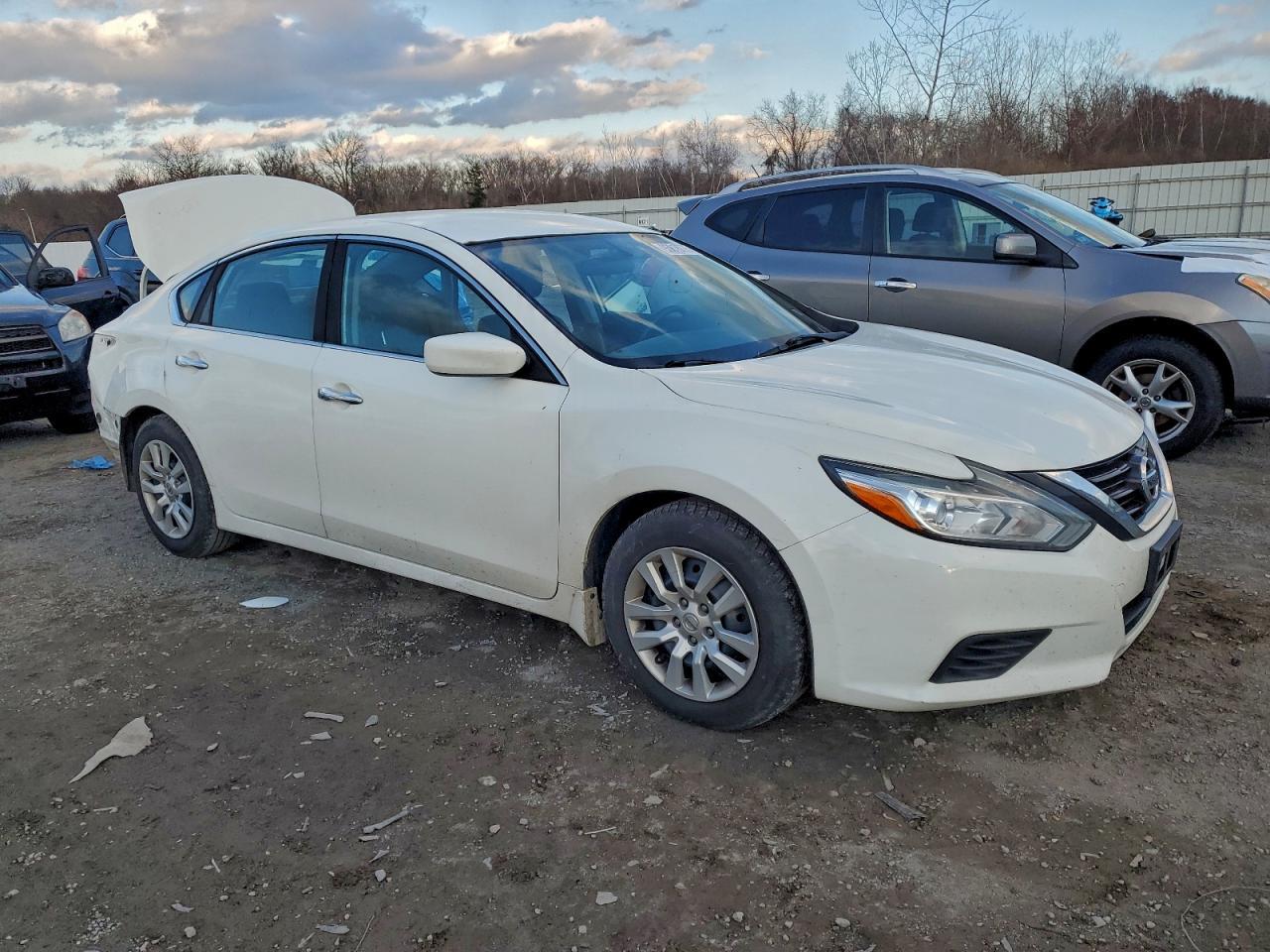 2017 NISSAN ALTIMA
