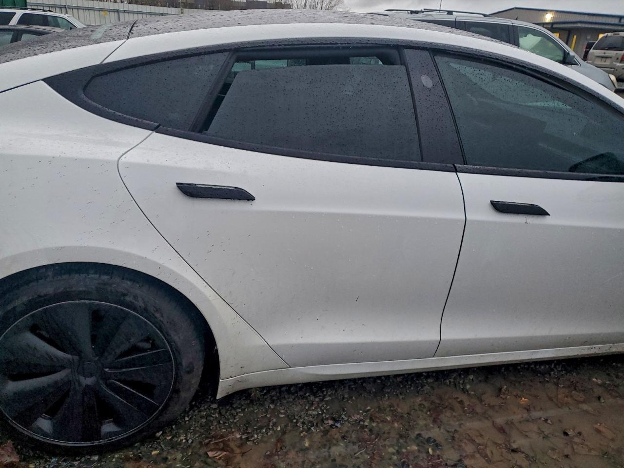 2021 TESLA MODEL S