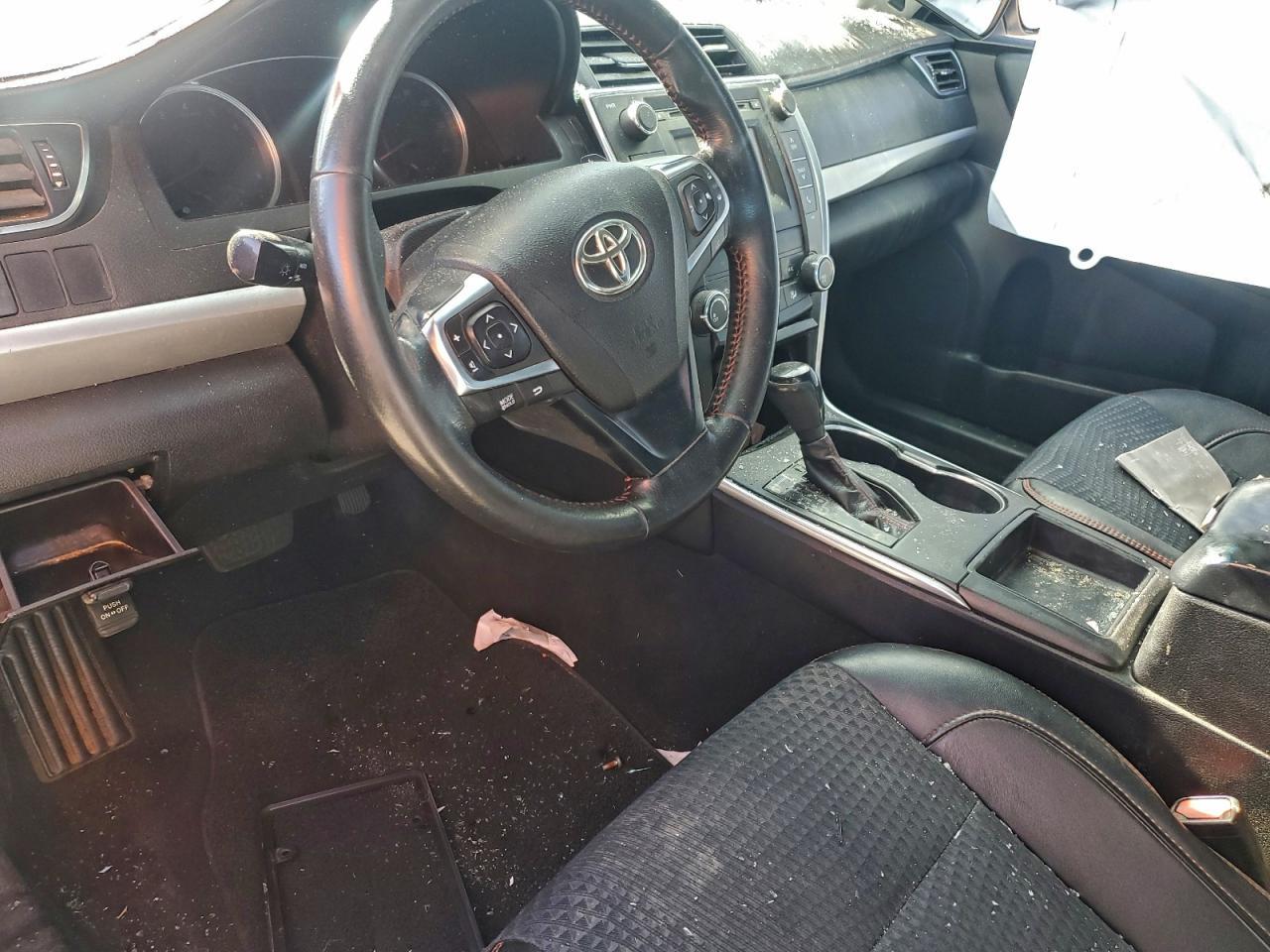 2015 TOYOTA CAMRY