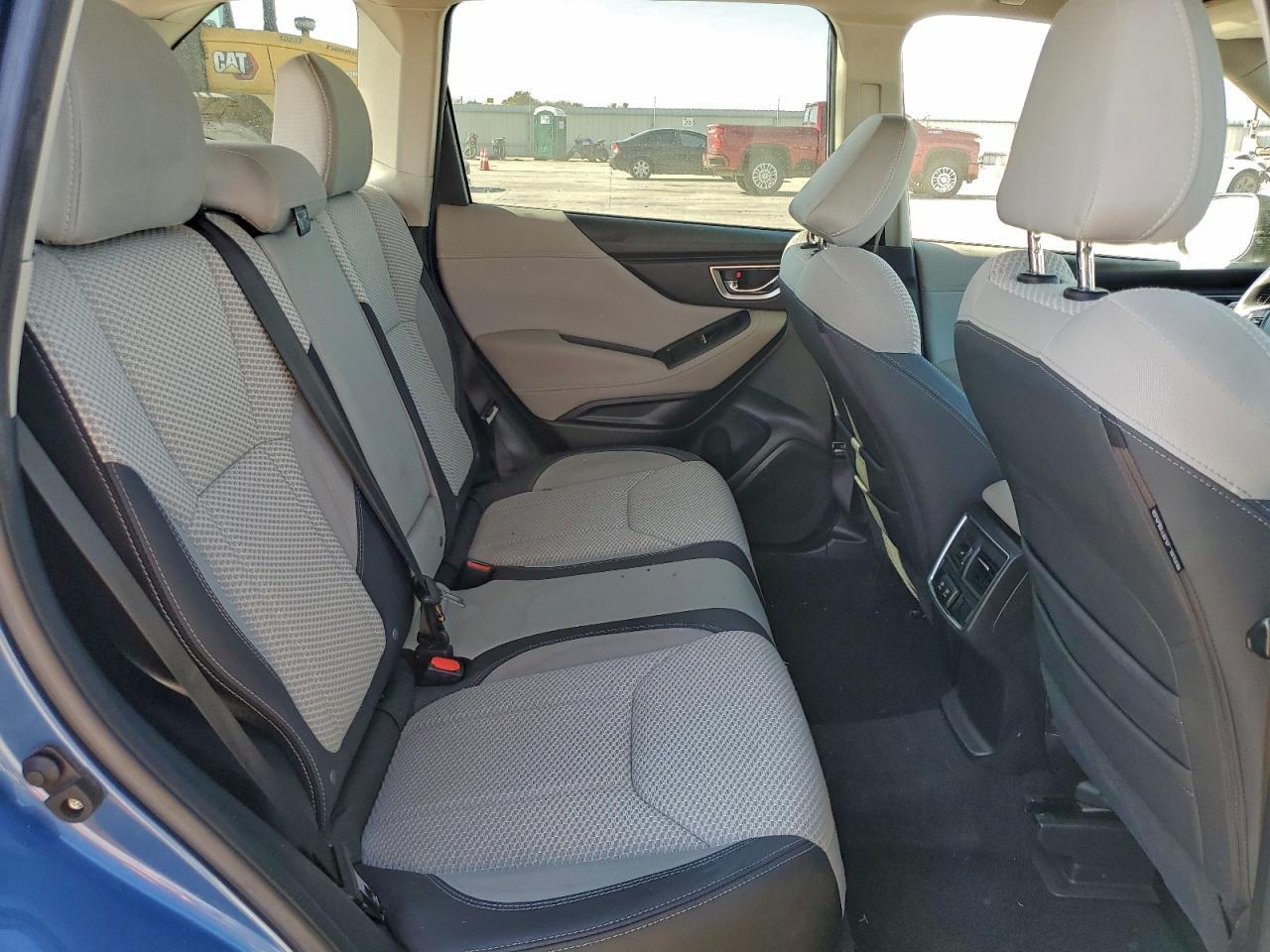 2020 SUBARU FORESTER