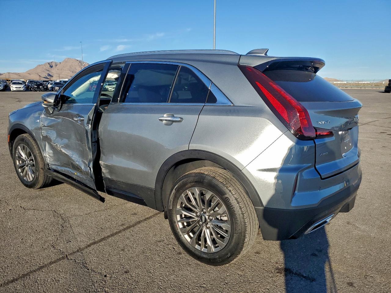 2025 CADILLAC XT4