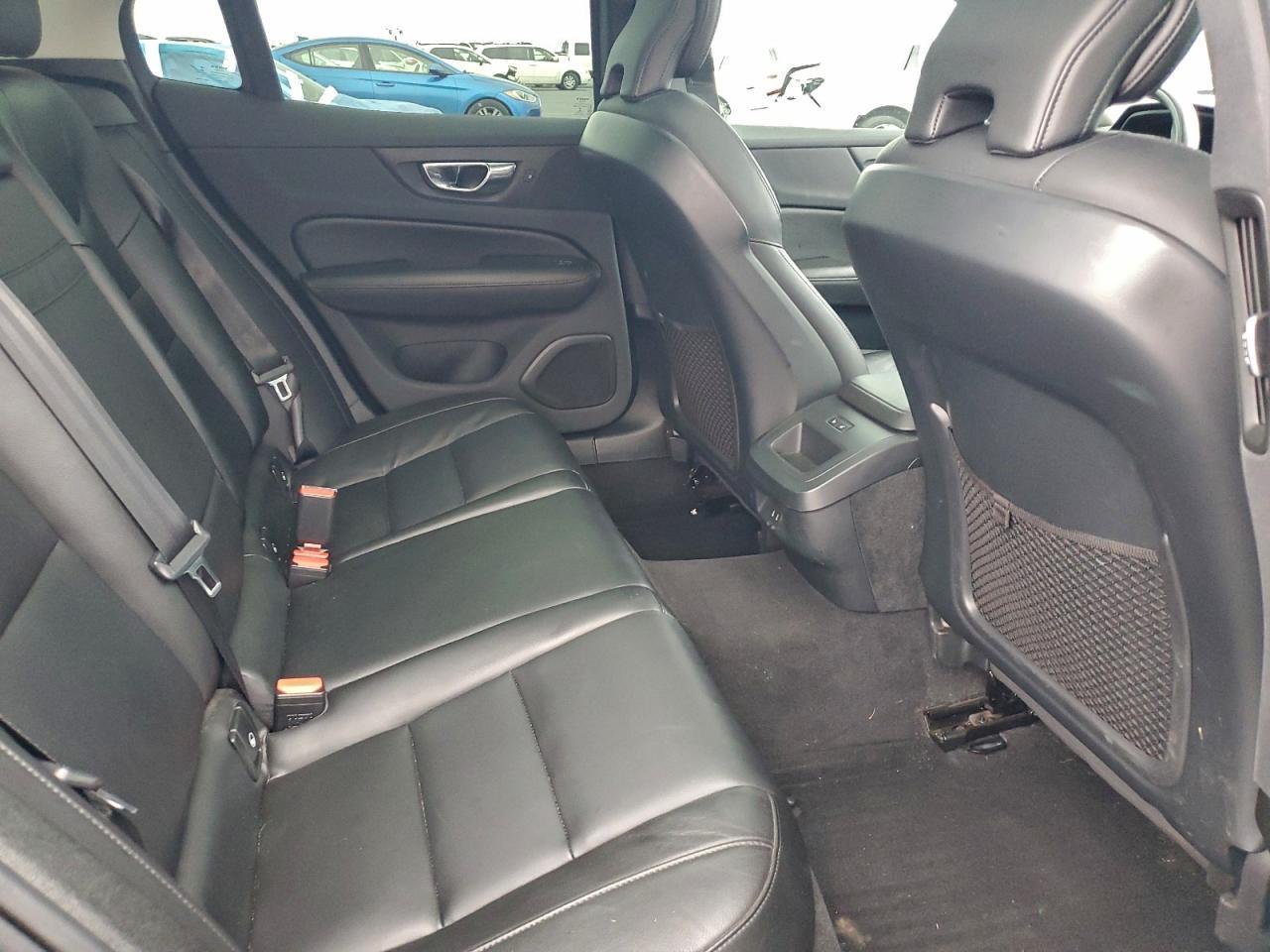 2021 VOLVO S60