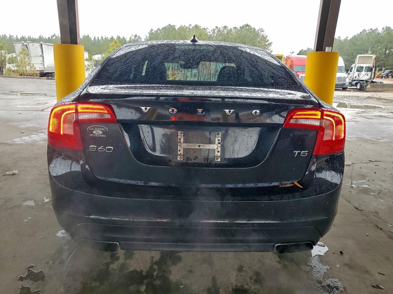 2016 VOLVO S60