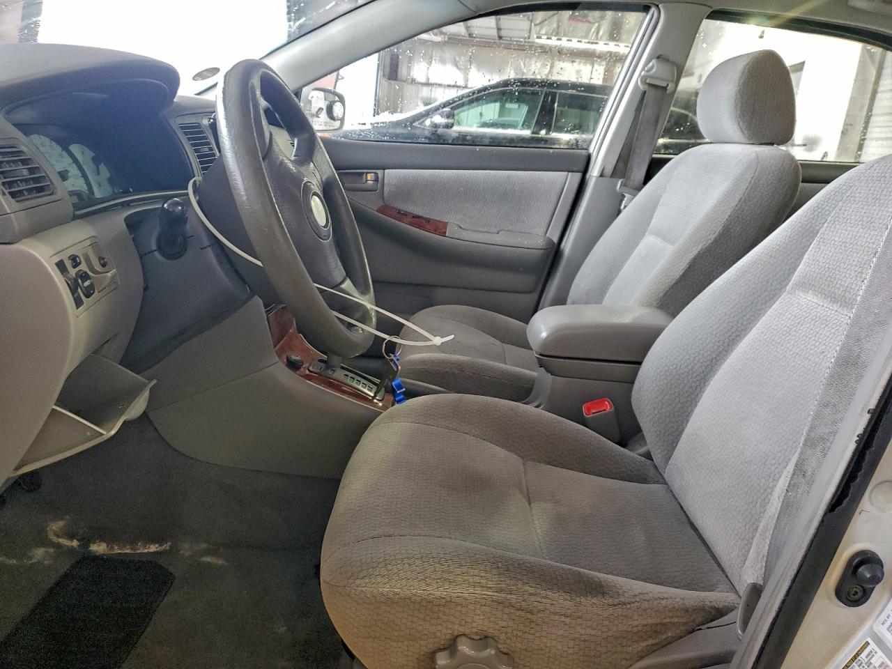2004 TOYOTA COROLLA
