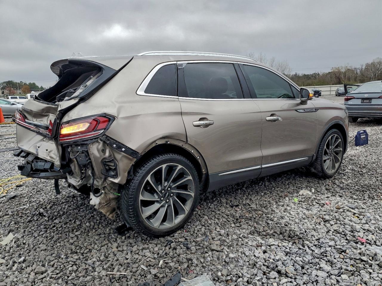 2019 LINCOLN Nautilus