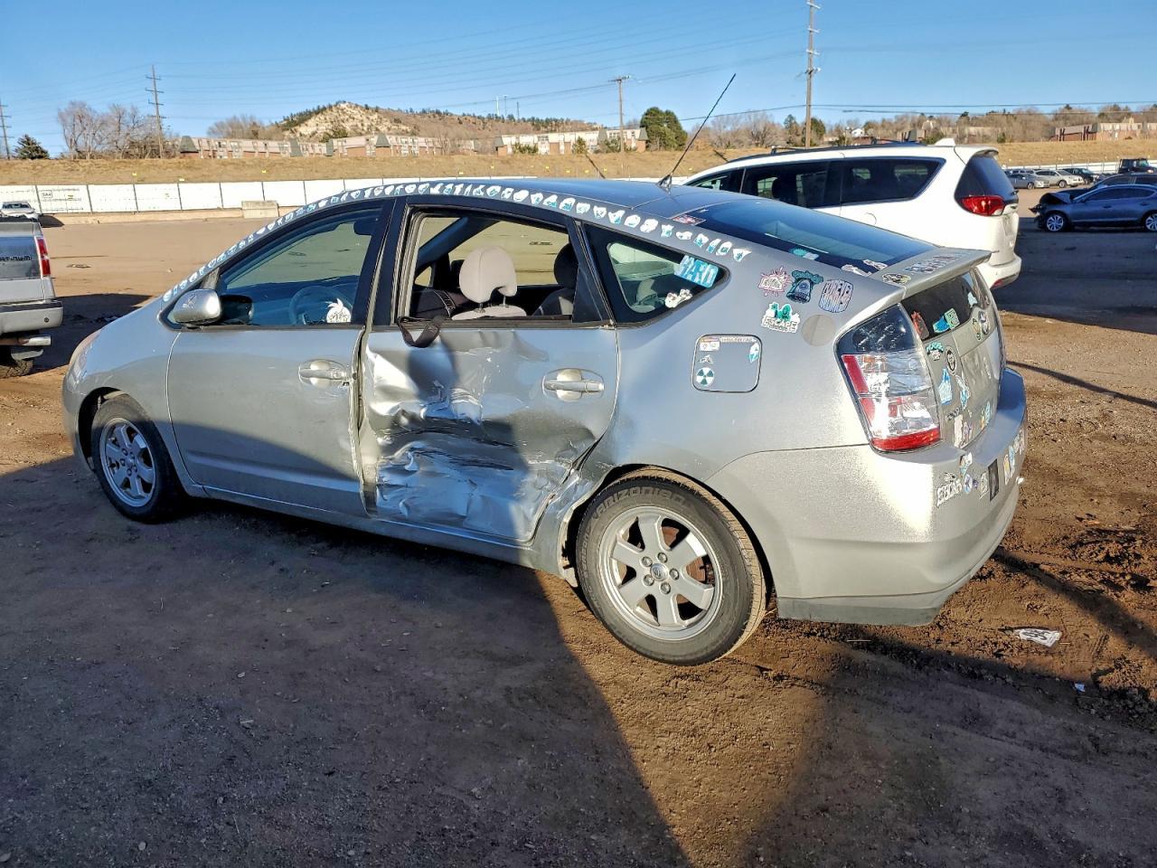 2004 TOYOTA PRIUS