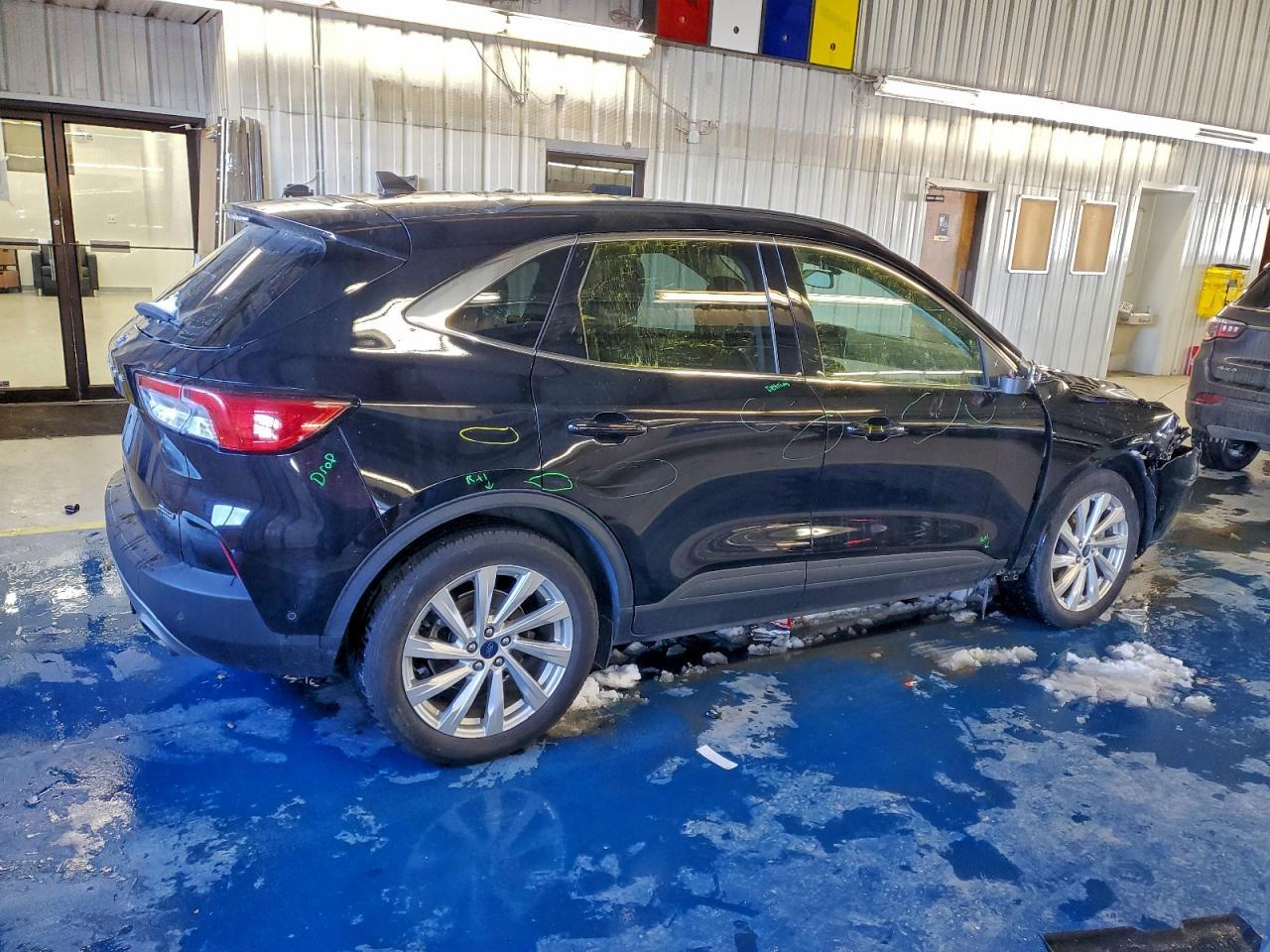 2022 FORD ESCAPE