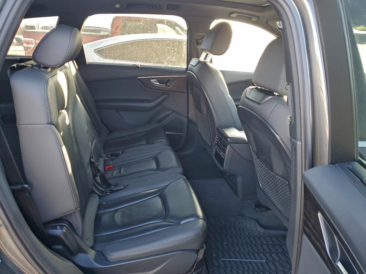 2021 AUDI Q7