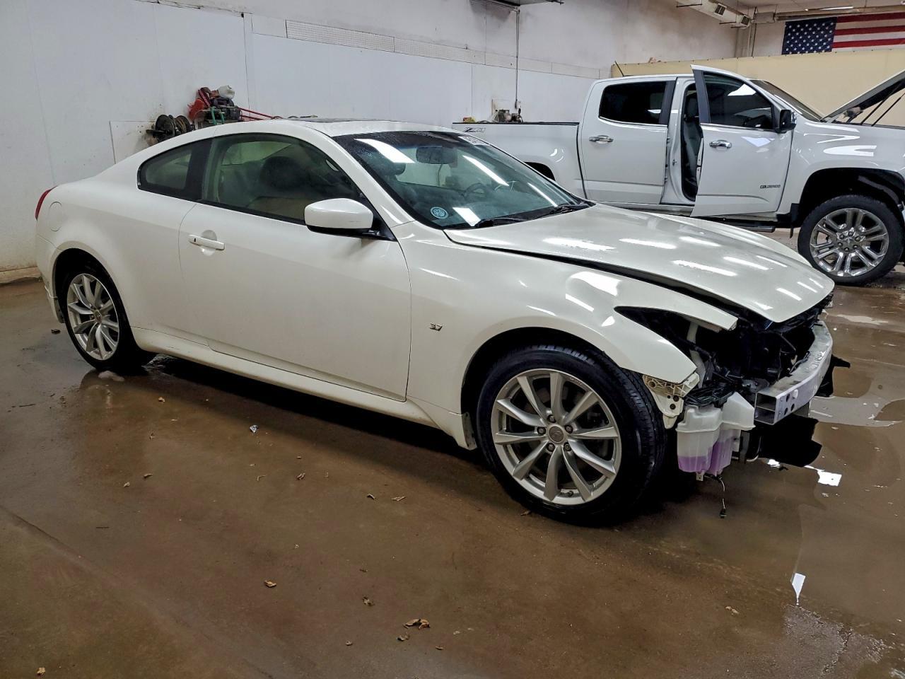 2014 INFINITI Q60