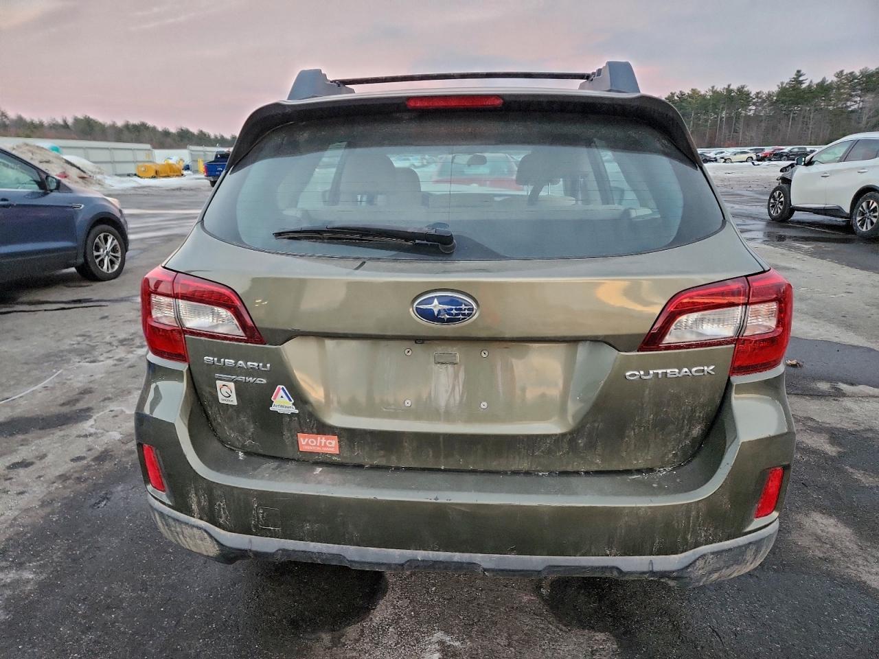 2015 SUBARU Outback