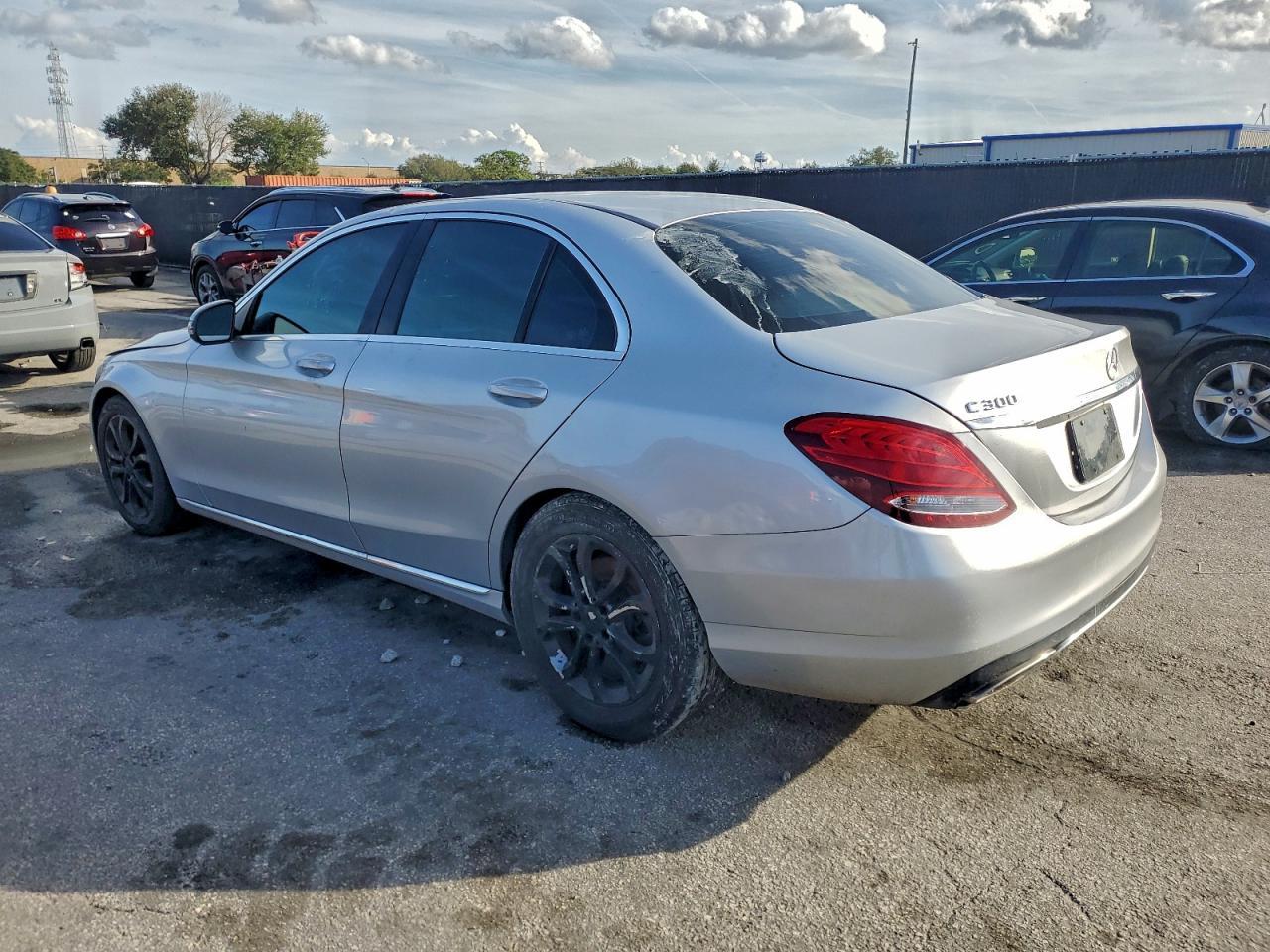 2017 MERCEDES-BENZ C-CLASS