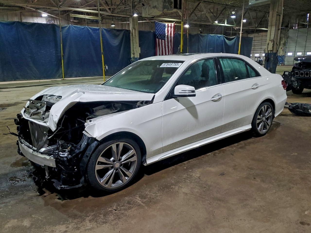 2016 MERCEDES-BENZ E-Class