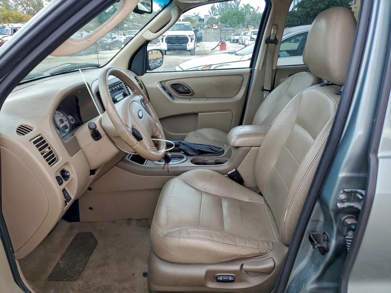 2006 FORD ESCAPE