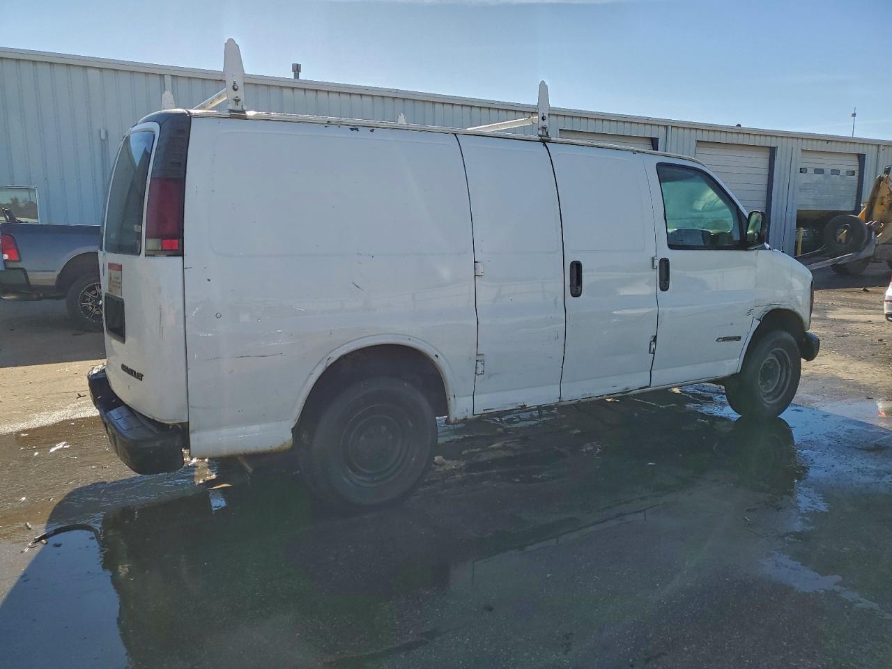 2001 CHEVROLET EXPRESS 2500