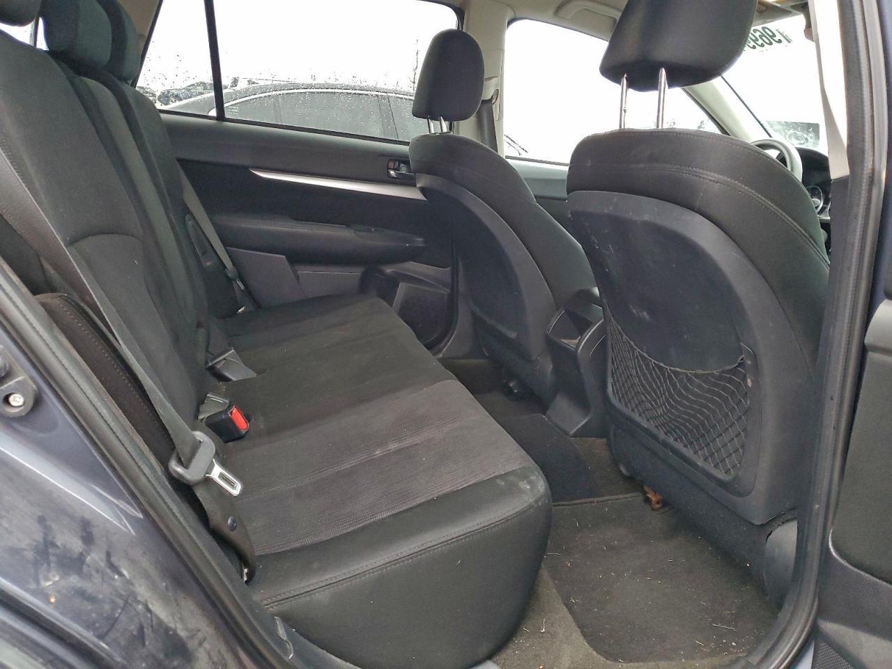 2014 SUBARU Outback