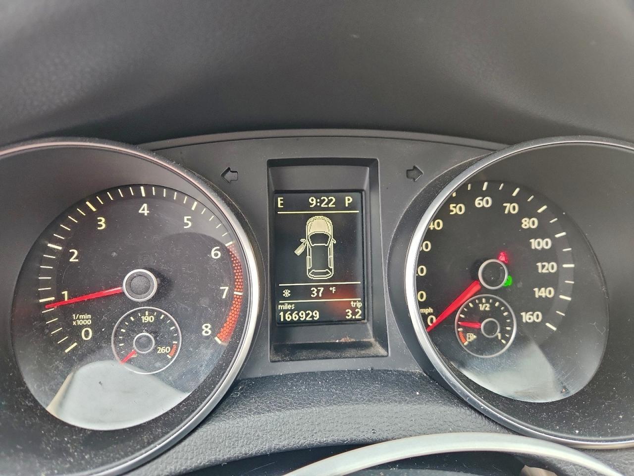 2011 VOLKSWAGEN JETTA