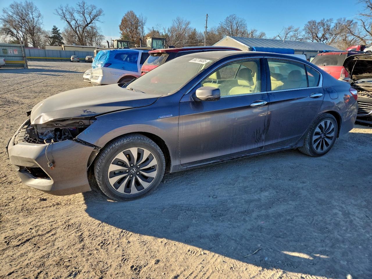 2017 HONDA ACCORD
