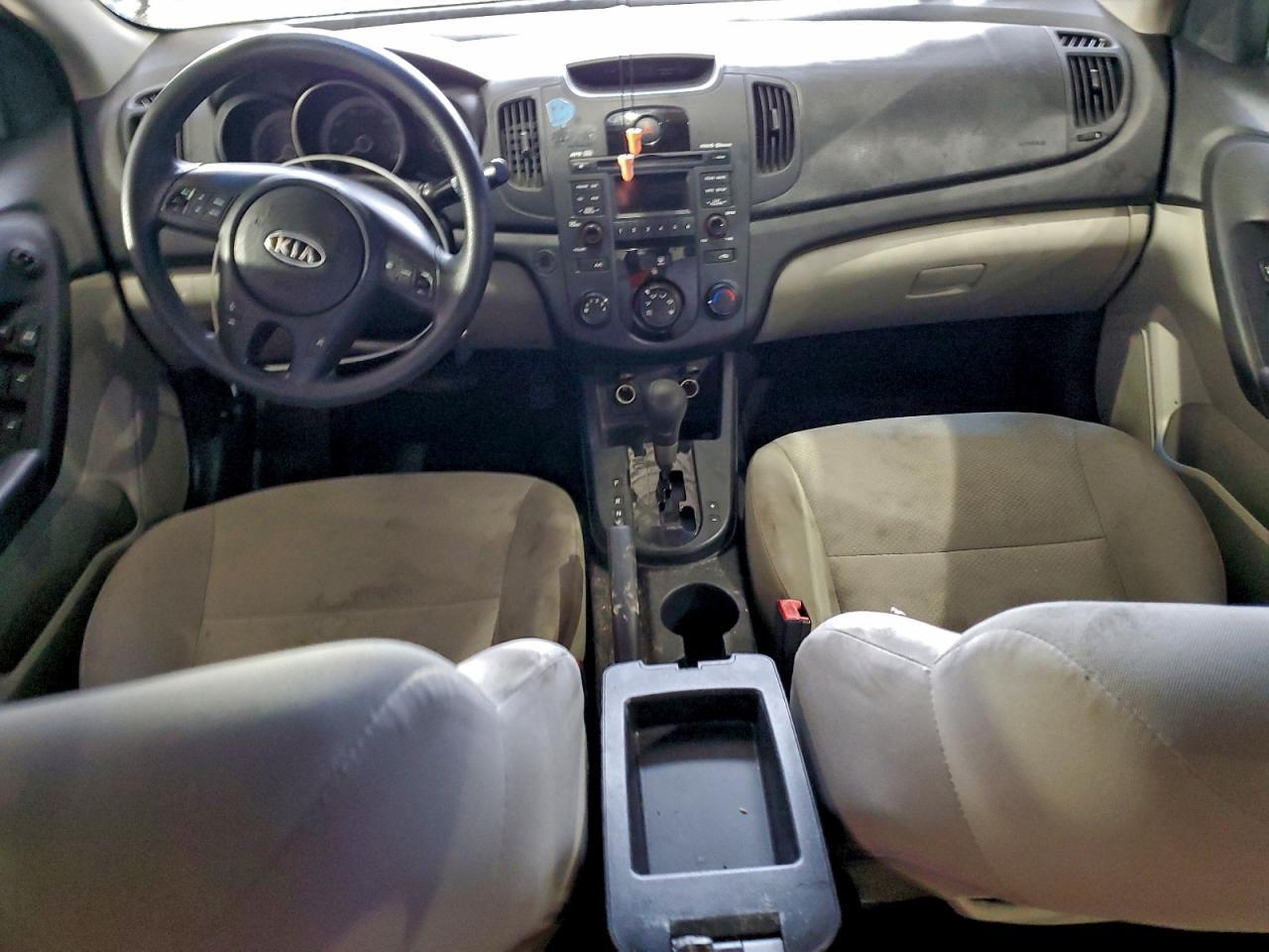 2010 KIA FORTE