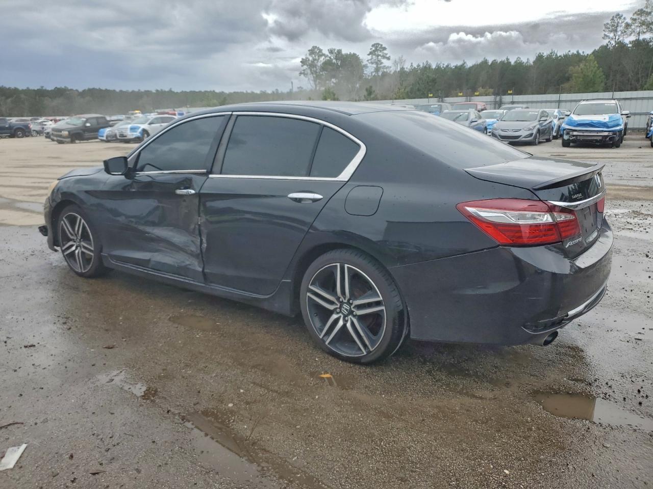 2017 HONDA ACCORD