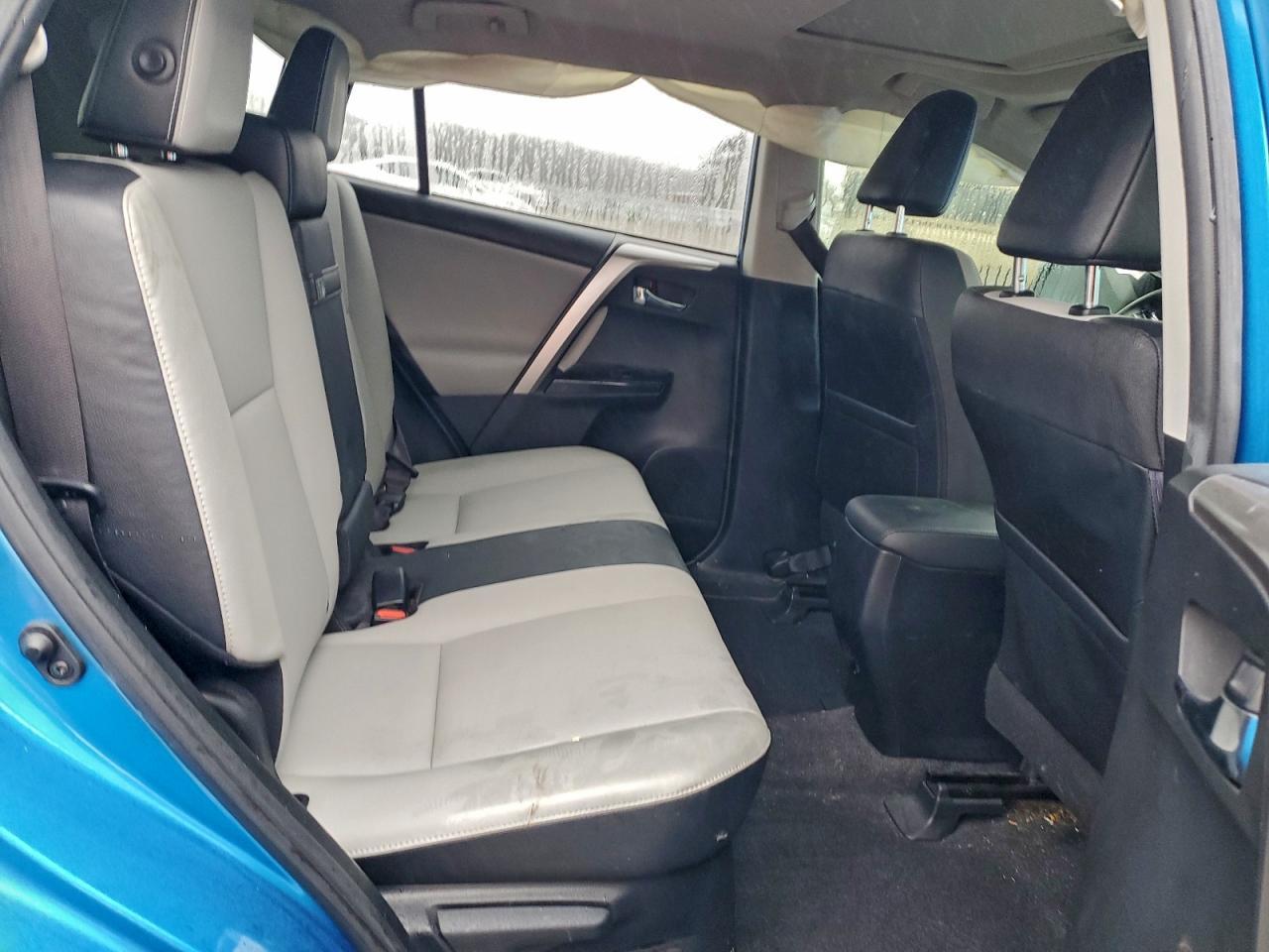 2016 TOYOTA RAV4