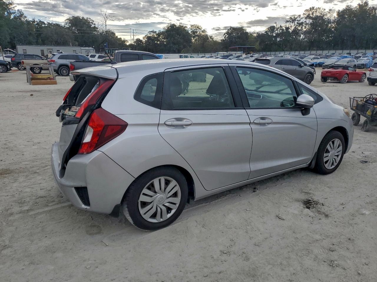 2016 HONDA FIT