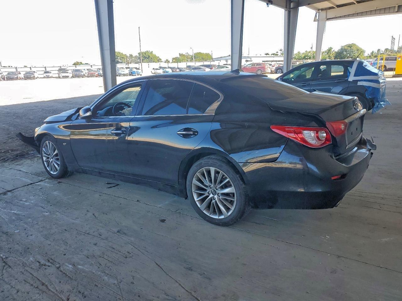 2014 INFINITI Q50