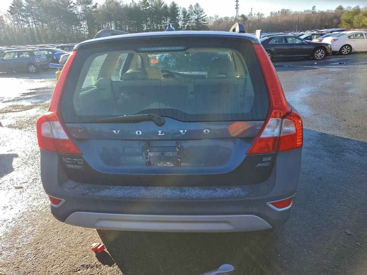 2009 VOLVO XC70