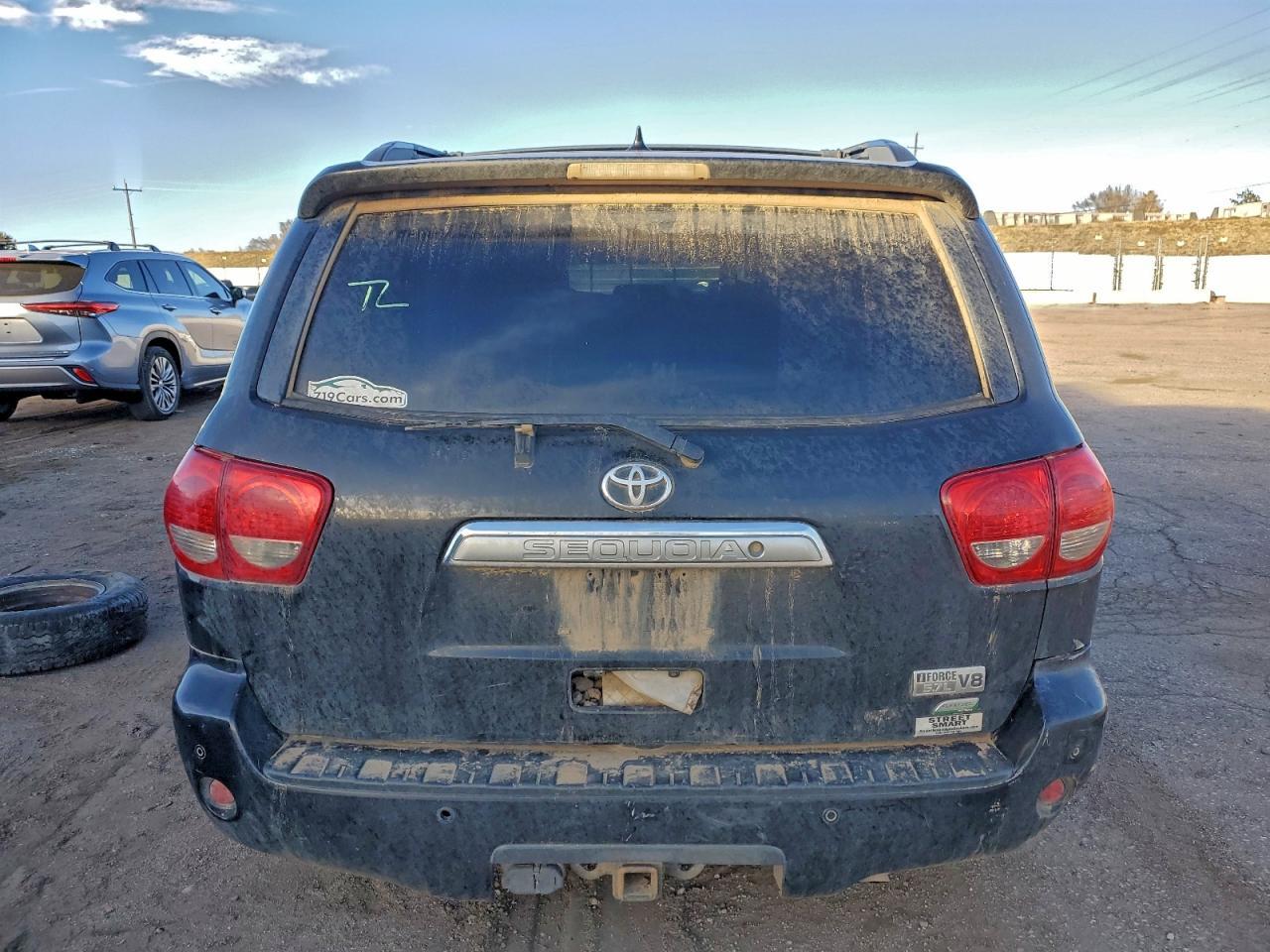 2013 TOYOTA Sequoia