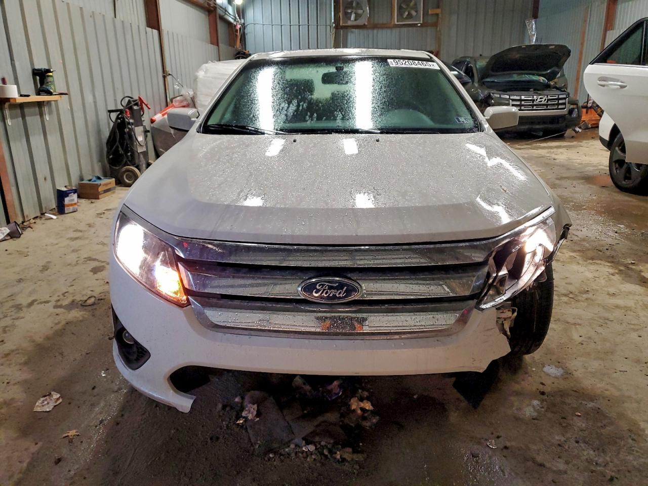 2011 FORD FUSION