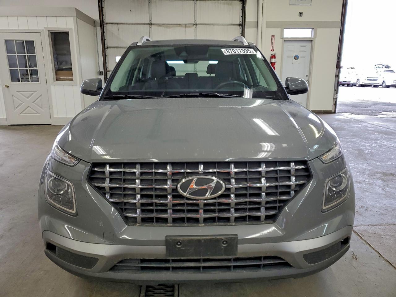 2022 HYUNDAI VENUE