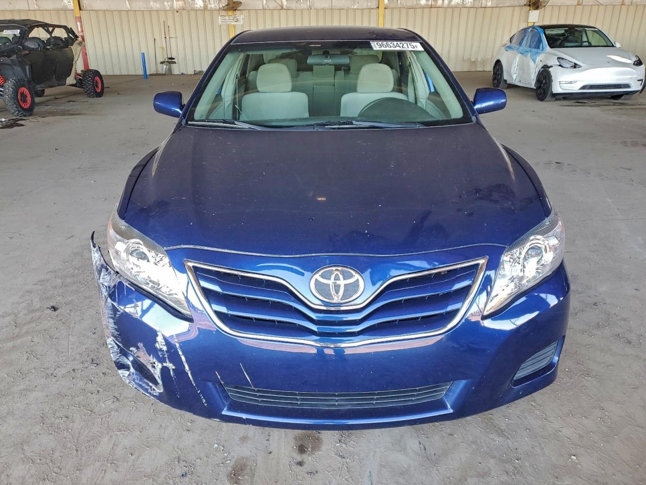 2011 TOYOTA CAMRY