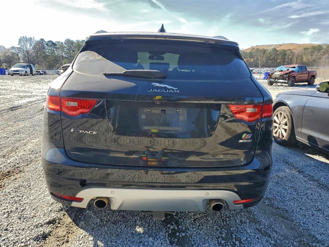 2017 JAGUAR F-Pace