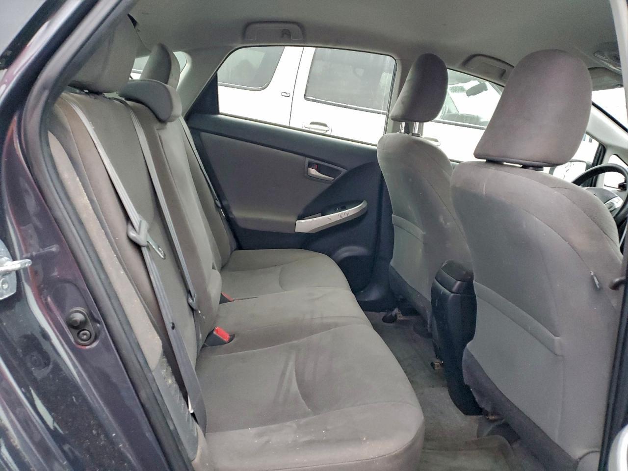 2015 TOYOTA PRIUS