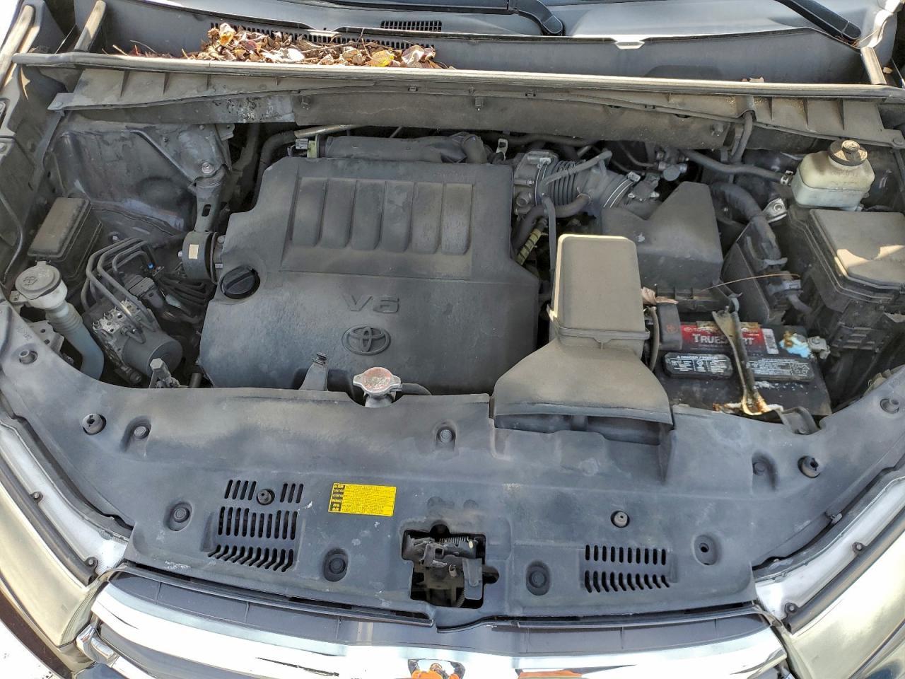 2016 TOYOTA HIGHLANDER