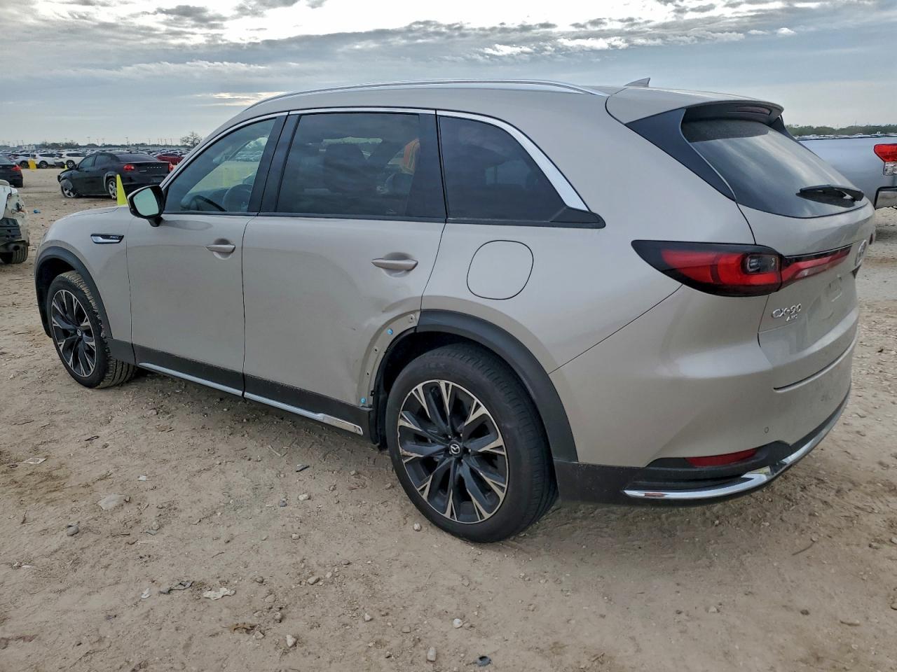 2025 MAZDA CX-90
