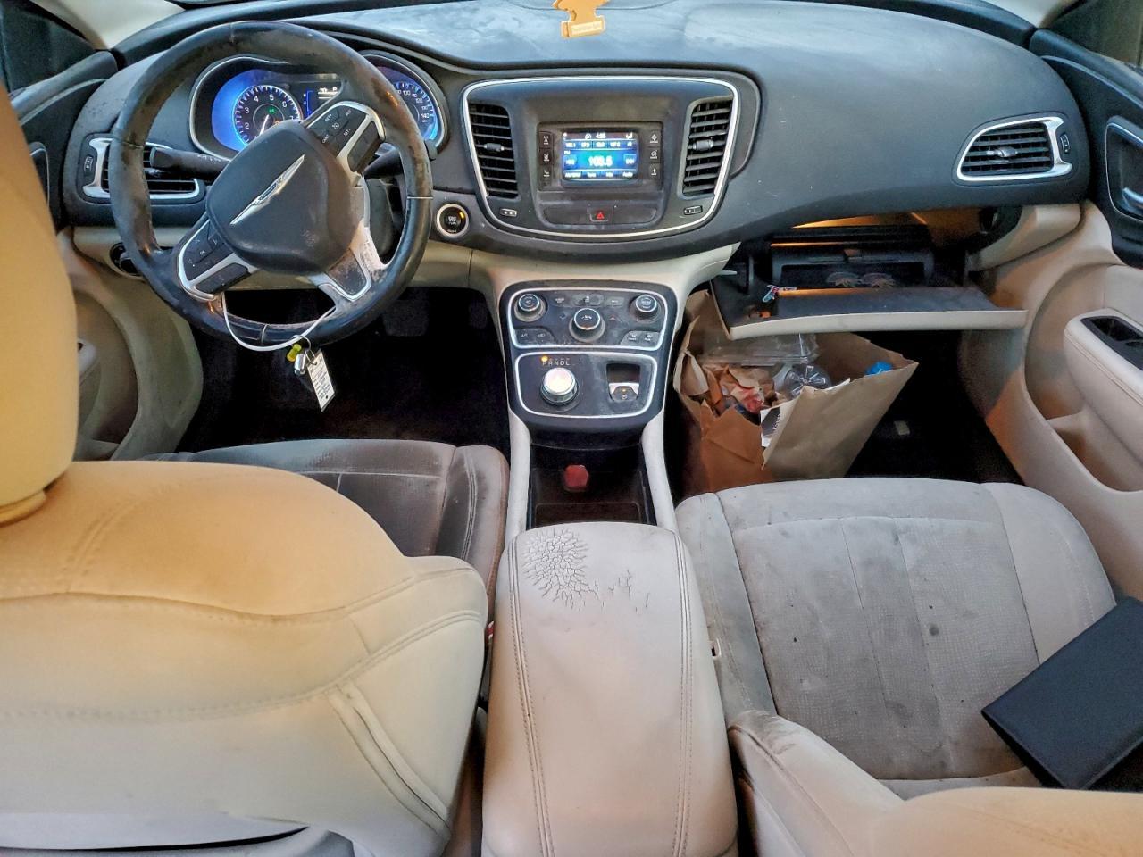 2015 CHRYSLER 200
