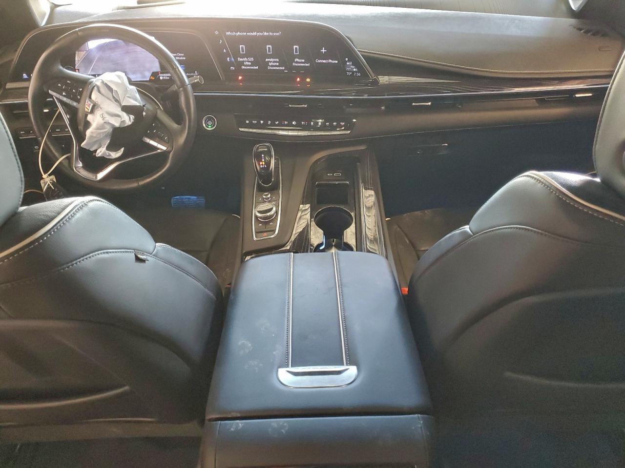 2022 CADILLAC ESCALADE