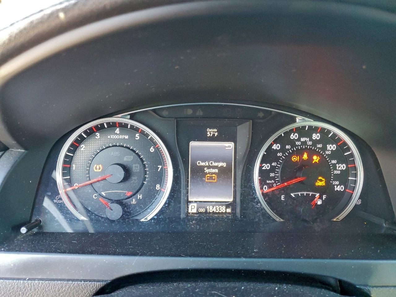 2016 TOYOTA CAMRY