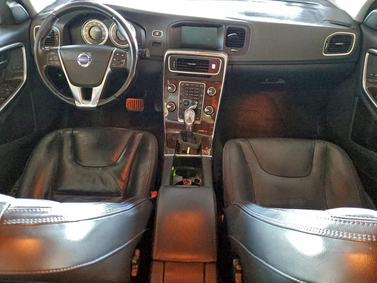 2013 VOLVO S60