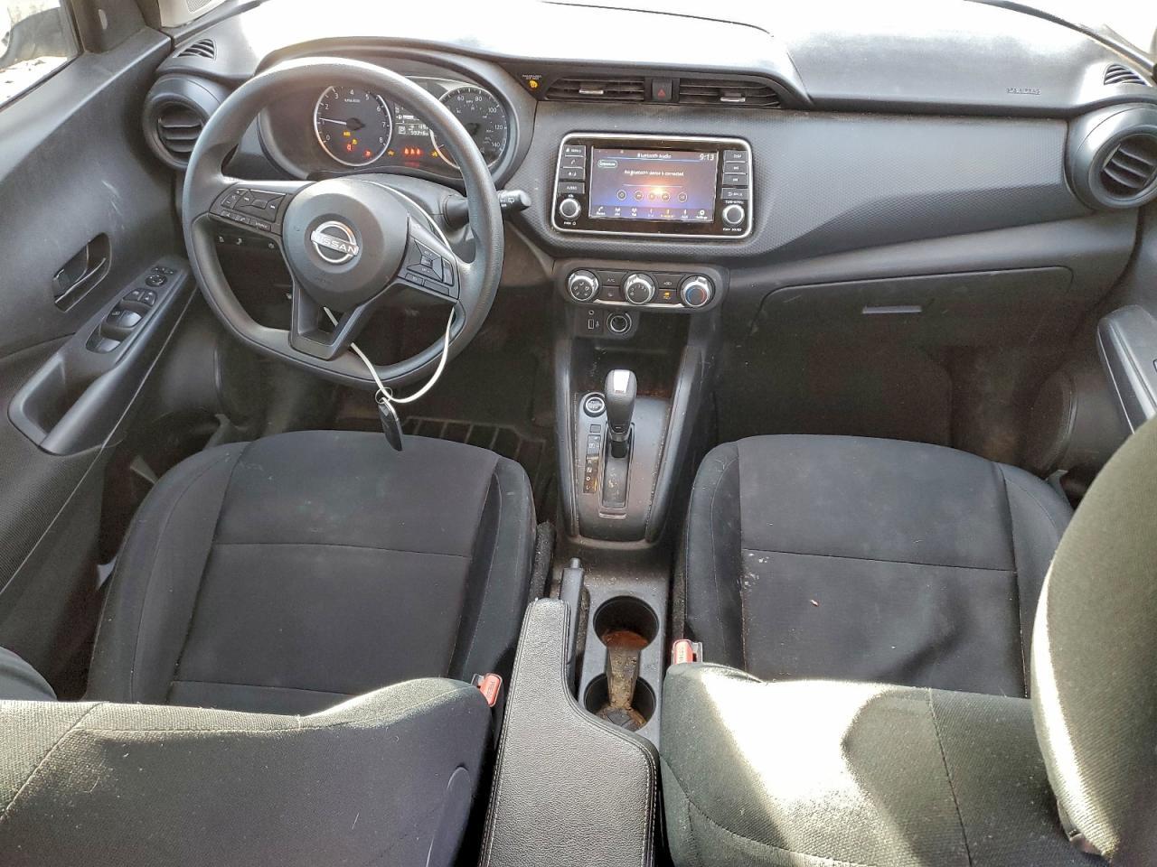 2024 NISSAN KICKS